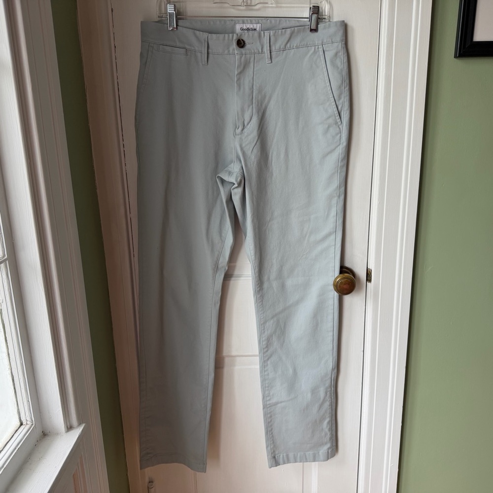 Goodfellow & Co Light Blue Grey Flat Front  Chino Pants Men’s Size 32